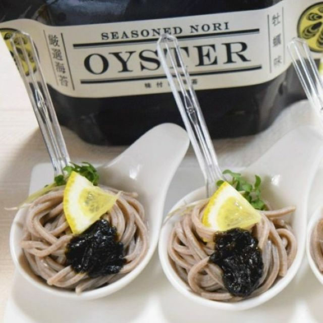 毎日の少しずつに、どうぞ海苔を取り入れてみて下さいね。<br><a href="https://www.higashi-noriten.co.jp/f/recipe#hgn_recipe_select005">牡蠣味海苔を使ったレシピはこちら☆</a><br><br><a href="https://www.higashi-noriten.co.jp/f/hgn_recipe_022">牡蠣海苔を使ったそばのレシピはこちら。</a>