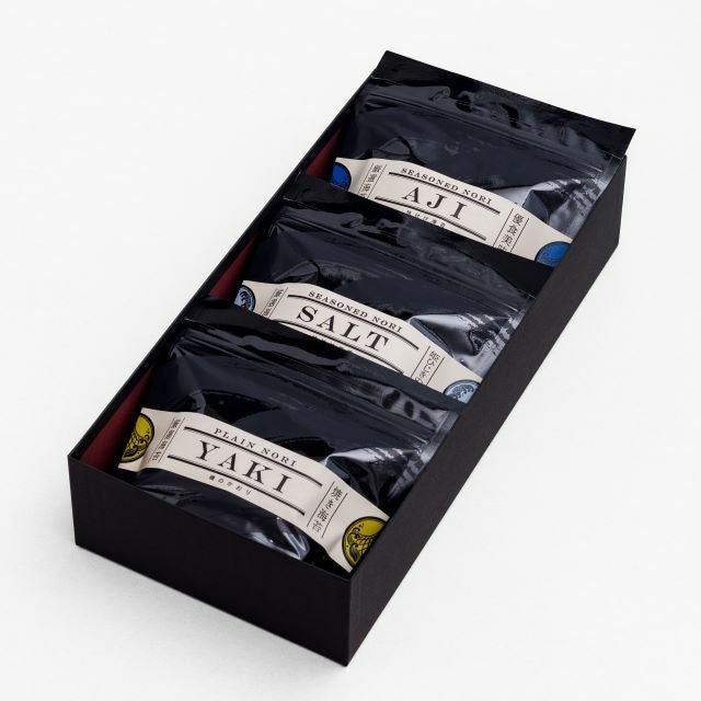 味付け海苔、姫ひじき塩味付け海苔、焼き海苔のセットです。<br>この組み合わせ、実はスタッフ間で一番人気です！その理由はなんといっても使い勝手の良さ♪